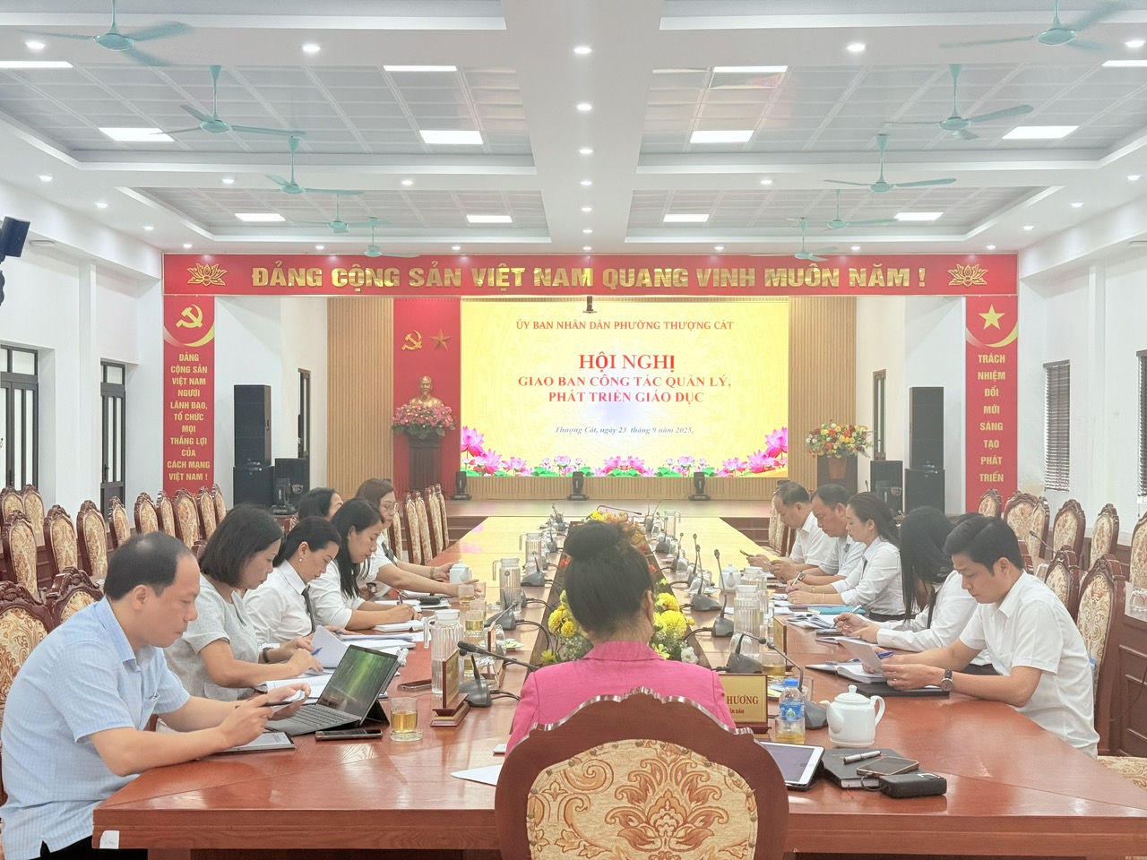 Giao ban công tác quản lý, phát triển giáo dục trên địa bàn Phường Thượng Cát- Ảnh 1.