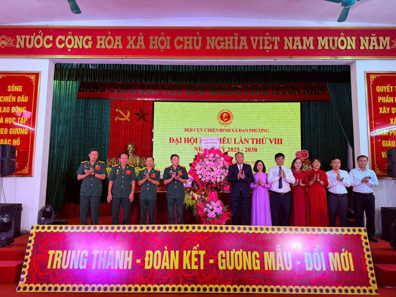 Phát huy phẩm chất “ Bộ đội Cụ Hồ” xây dựng Hội CCB xã Đan Phượng vững mạnh.- Ảnh 1.