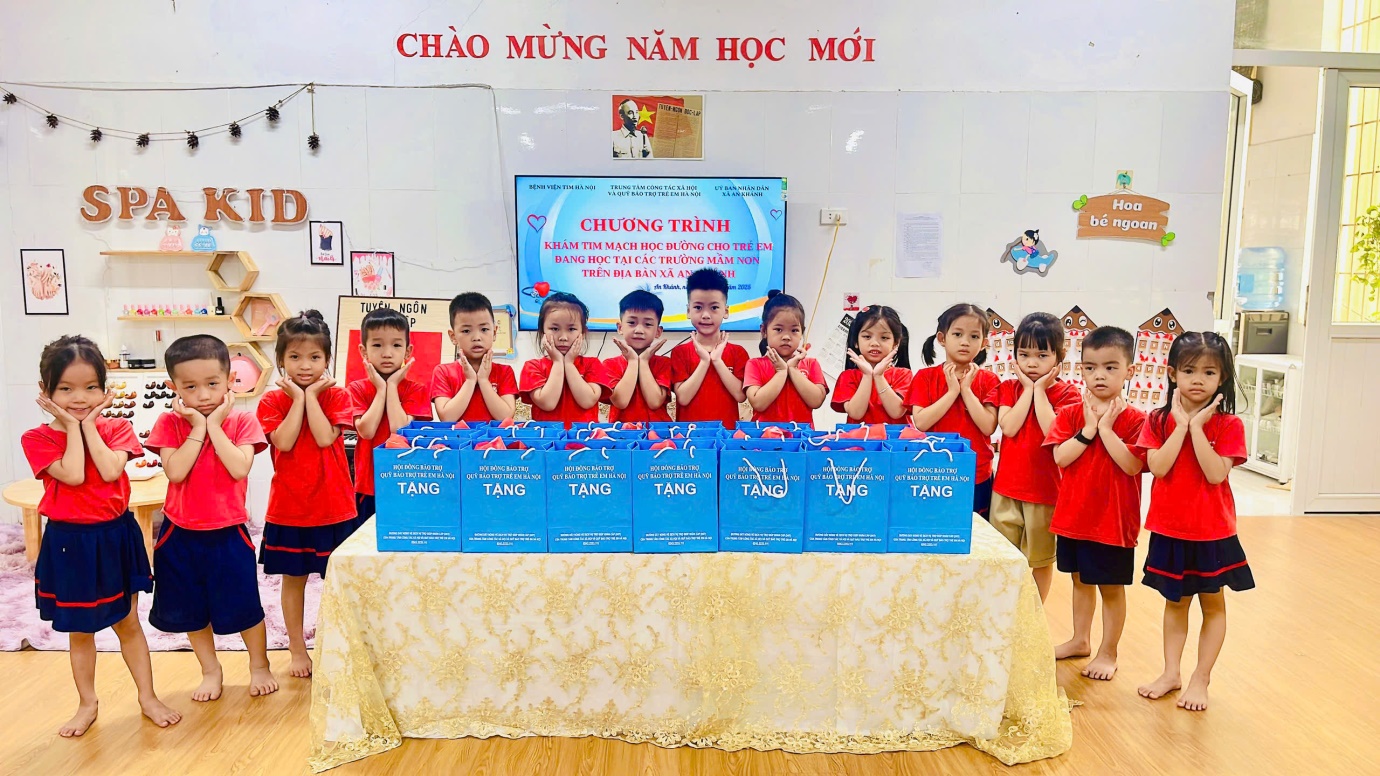 Khám sáng lọc bệnh tim mạch miễn phí cho trẻ em mầm non trên địa bàn xã An Khánh- Ảnh 7.