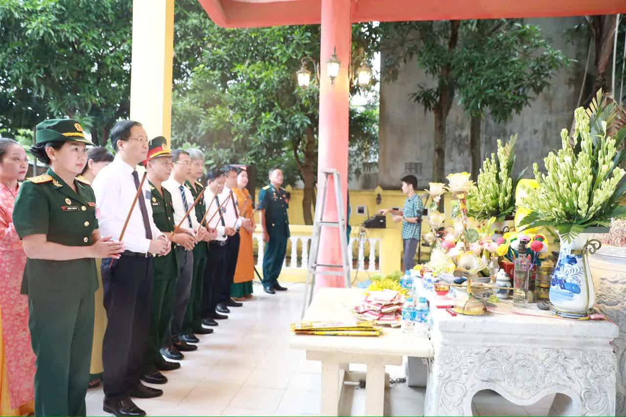Cựu chiến binh phường Vĩnh Hưng khẳng định vai trò nòng cốt trong các phong trào thi đua- Ảnh 1.