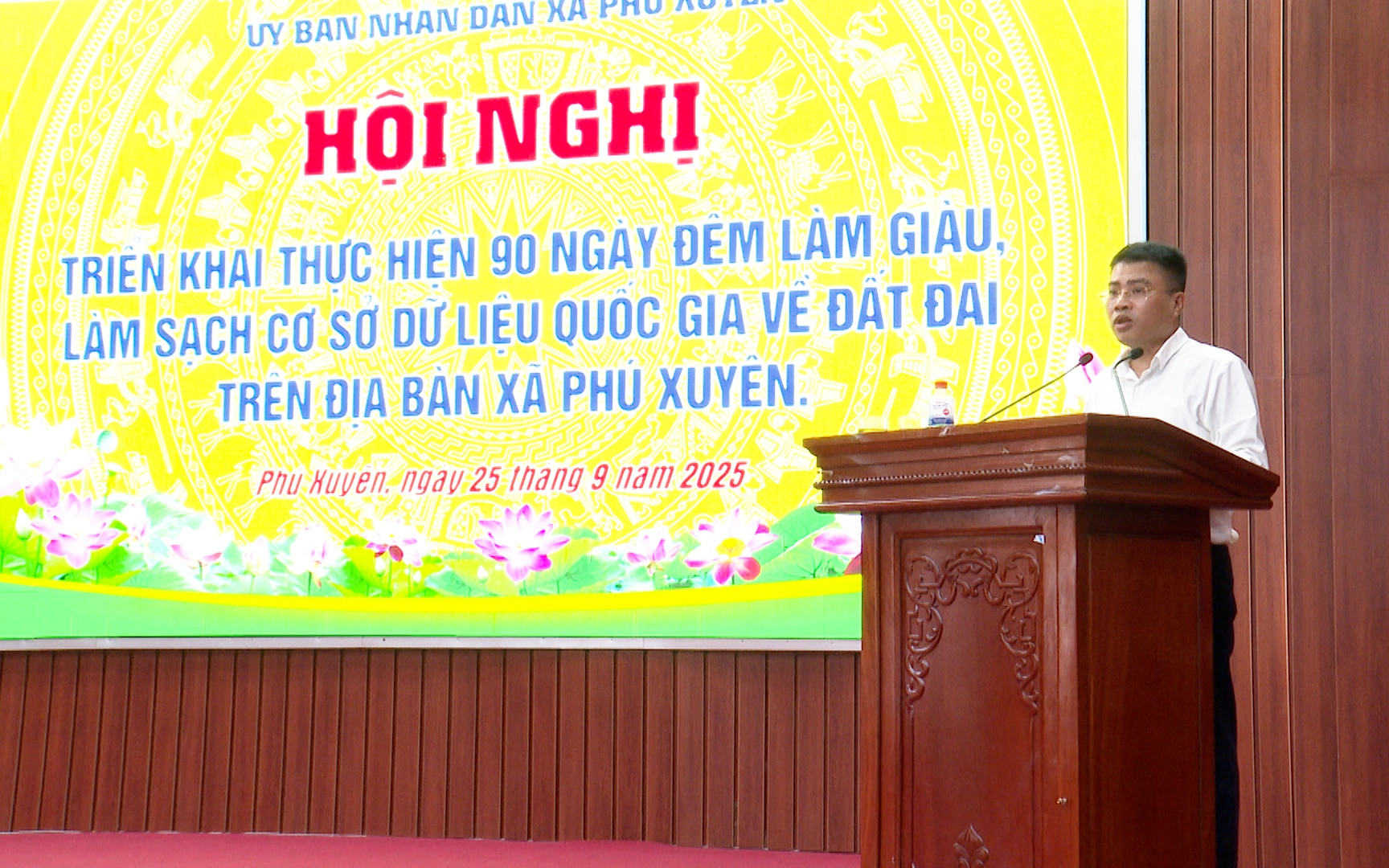 Hội nghị triển khai Chiến dịch làm giàu, làm sạch cơ sở dữ liệu quốc gia về đất đai trên địa bàn xã Phú Xuyên