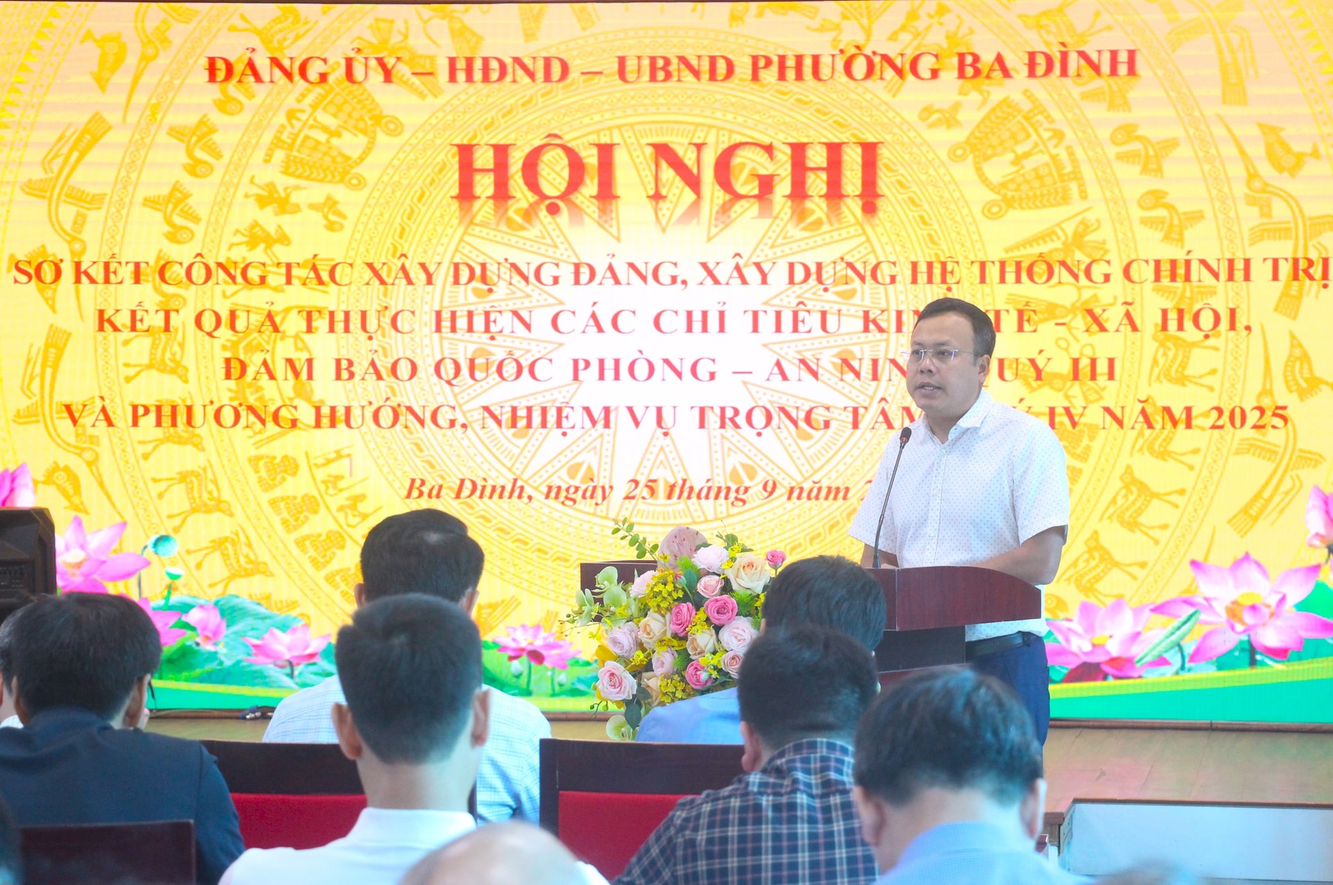 Phường Ba Đình đẩy mạnh tuyên truyền Đại hội lần thứ XVIII Đảng bộ TP Hà Nội- Ảnh 2.