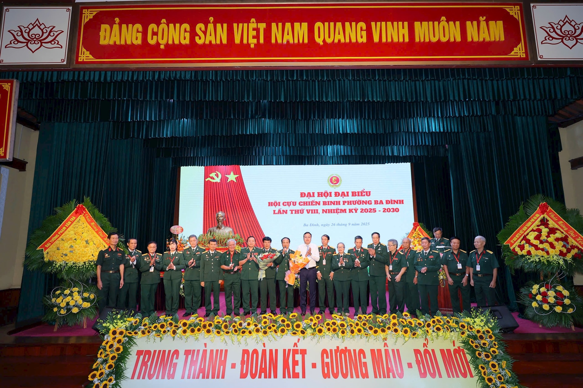 Đại tướng Phạm Văn Trà dự Đại hội Hội Cựu chiến binh phường Ba Đình- Ảnh 2.