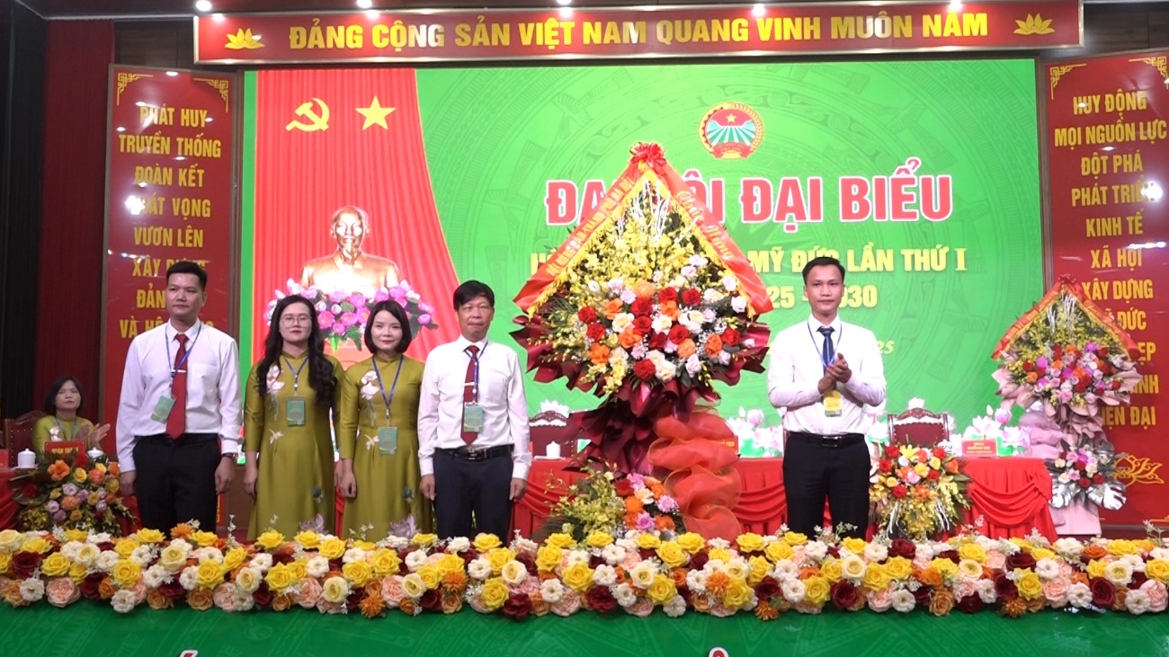 C:\Users\NOVATECHPC\Desktop\BKAVQ\DAI HOI NONG DAN 2025\Sequence 01.00_04_23_21.Still020.jpg