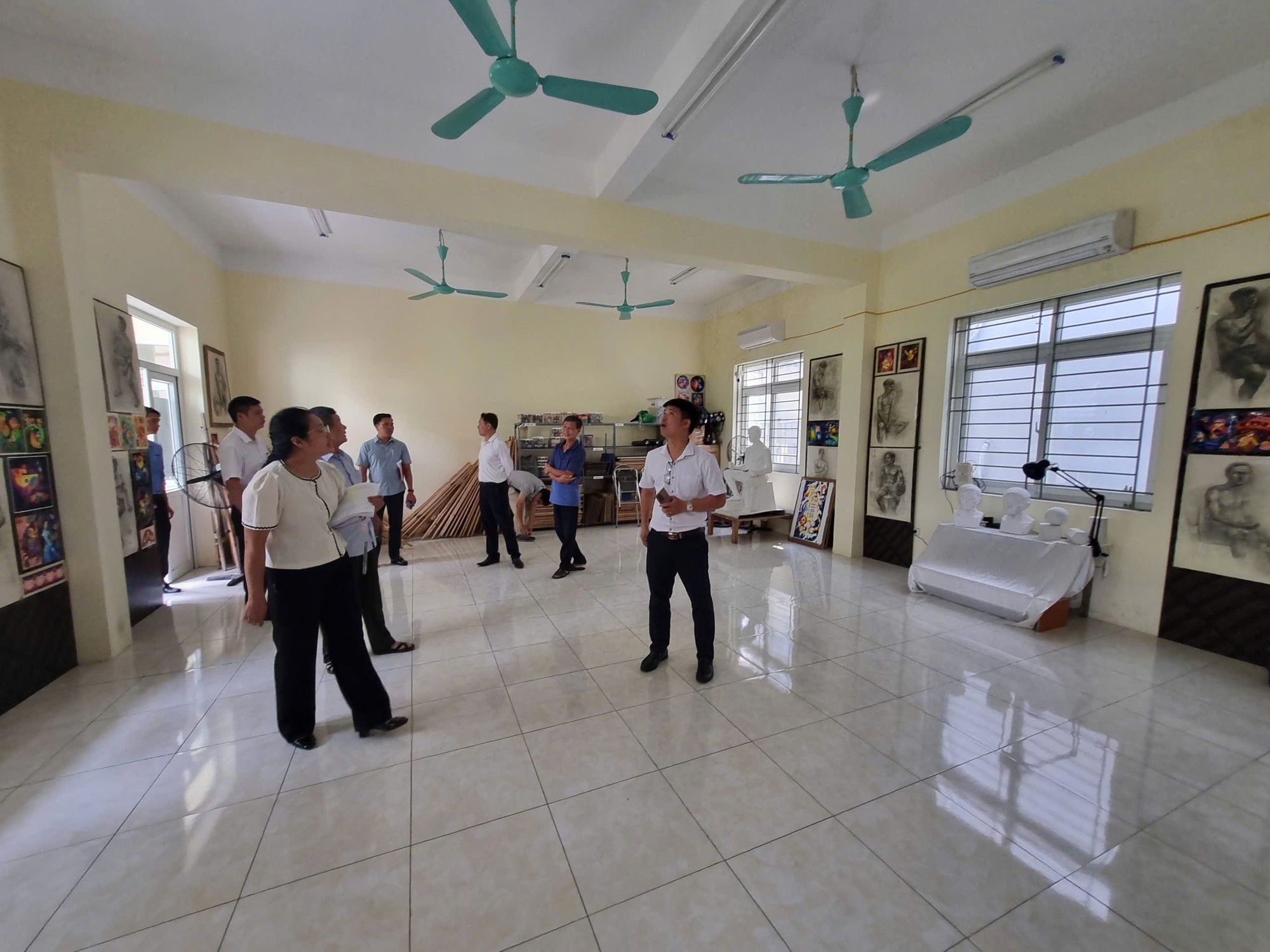 Hội đồng nhân dân phường Đại Mỗ khảo sát các nhà văn hóa, điểm sinh hoạt cộng đồng trên địa bàn phường- Ảnh 2.