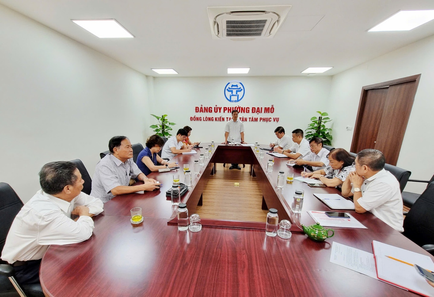 Thường trực Hội đồng nhân dân phường Đại Mỗ làm việc với các tổ dân phố chưa có nhà văn hóa, điểm sinh hoạt cộng đồng- Ảnh 1.