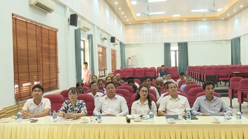 Đại biểu Quốc hội tiếp xúc cử tri đơn vị bầu cử số 5- Ảnh 2.
