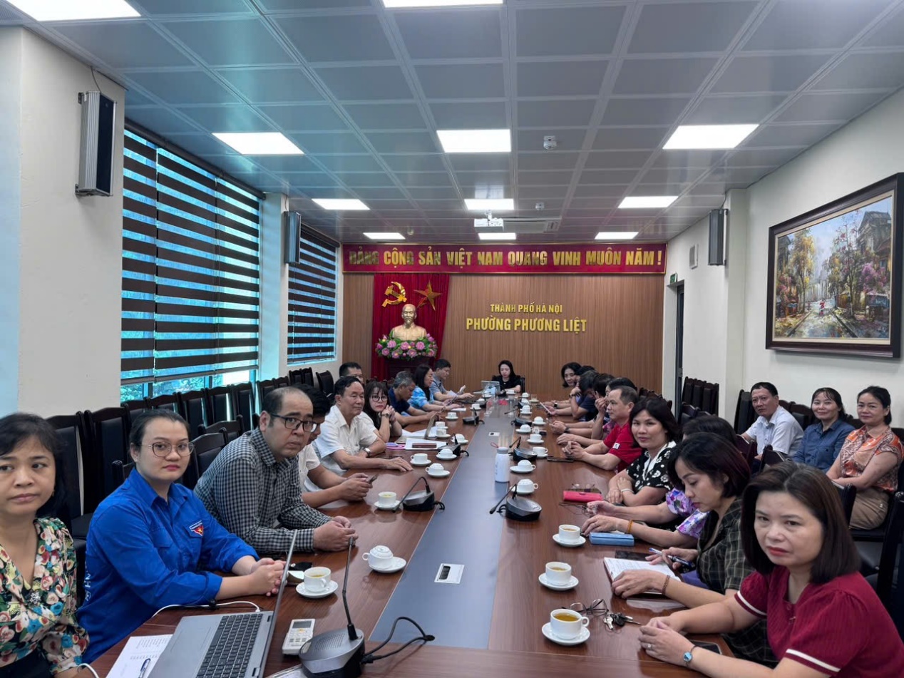 Phường Phương Liệt tổ chức tham gia tập huấn chuyên môn, nghiệp vụ công tác xây dựng Đảng, quản lý nhà nước, tổ chức và hoạt động của MTTQ và các tổ chức chính trị - xã hội- Ảnh 1.
