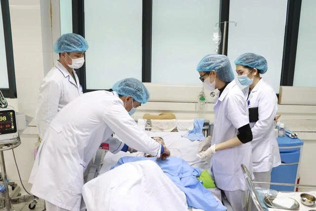 Hà Nội phê duyệt 23 quy trình nội bộ, quy trình điện tử trong giải quyết thủ tục hành chính lĩnh vực Y tế- Ảnh 1.