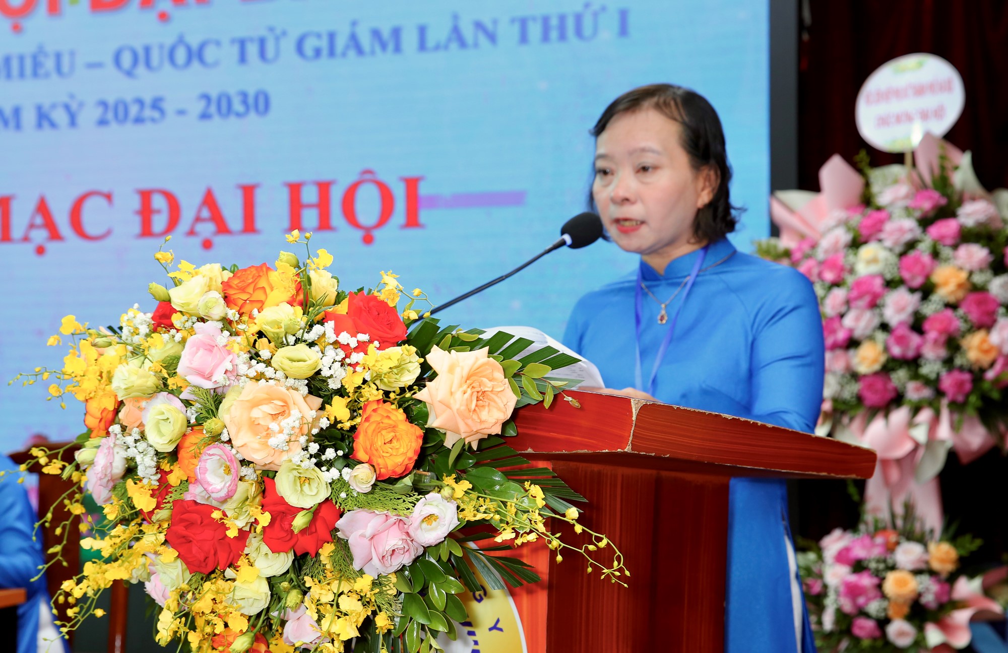 PHỤ NỮ VĂN MIẾU- QUỐC TỬ GIÁM GÓP PHẦN XÂY DỰNG PHƯỜNG TRỞ THÀNH TRUNG TÂM VĂN HÓA, DỊCH VỤ, DU LỊCH CỦA HÀ NỘI- Ảnh 2. PHỤ NỮ VĂN MIẾU- QUỐC TỬ GIÁM GÓP PHẦN XÂY DỰNG PHƯỜNG TRỞ THÀNH TRUNG TÂM VĂN HÓA, DỊCH VỤ, DU LỊCH CỦA HÀ NỘI- Ảnh 2.