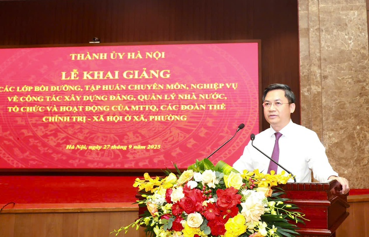 Xã Phúc Thọ tham dự Lớp bồi dưỡng, tập huấn nghiệp vụ công tác xây dựng Đảng, quản lý nhà nước từ điểm cầu Thành ủy Hà Nội- Ảnh 2.