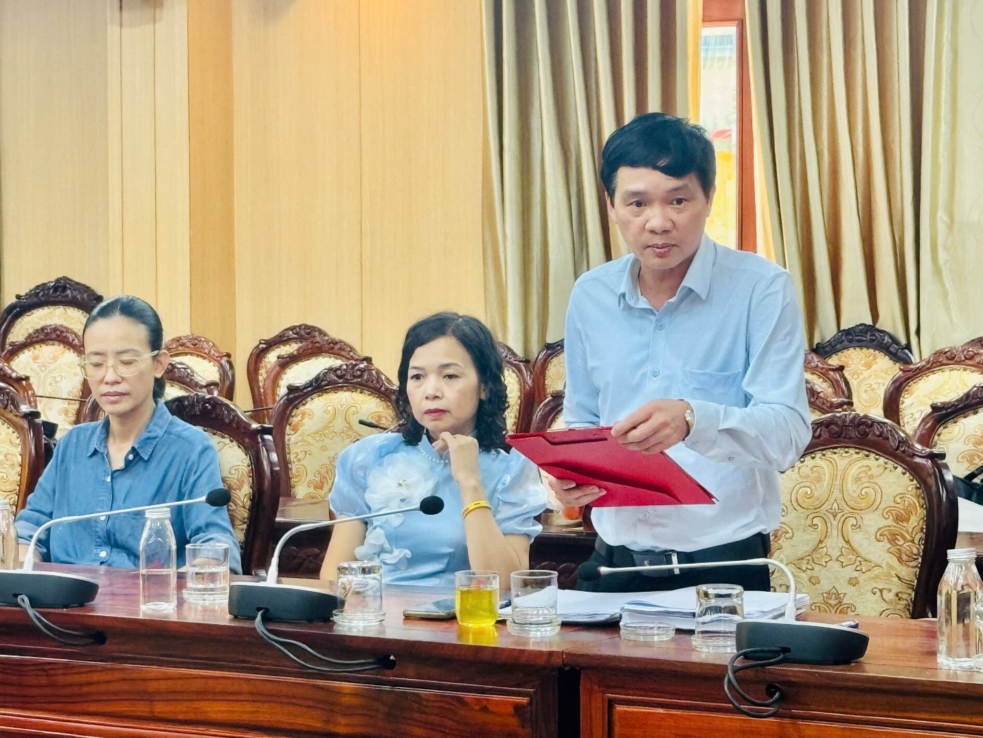 Xã Hoài Đức tổ chức hội nghị công bố và trao Quyết định về công tác cán bộ- Ảnh 4.