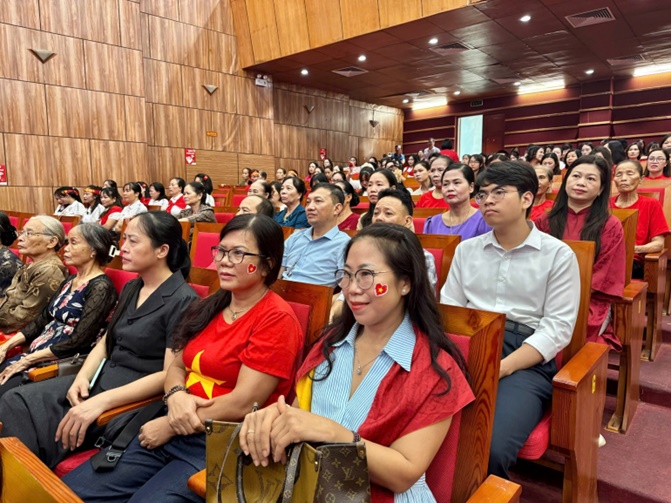 UBND xã Hoài Đức truyền hình trực tiếp Lễ mít tinh, diễu binh, diễu hành kỷ niệm 80 năm ngày Cách mạng tháng Tám thành công (19/8/1945-19/8/2025) và Quốc khánh nước Cộng hoà xã hội chủ nghĩa ViệtNam (02/9/1945-02/9/2025)- Ảnh 12.