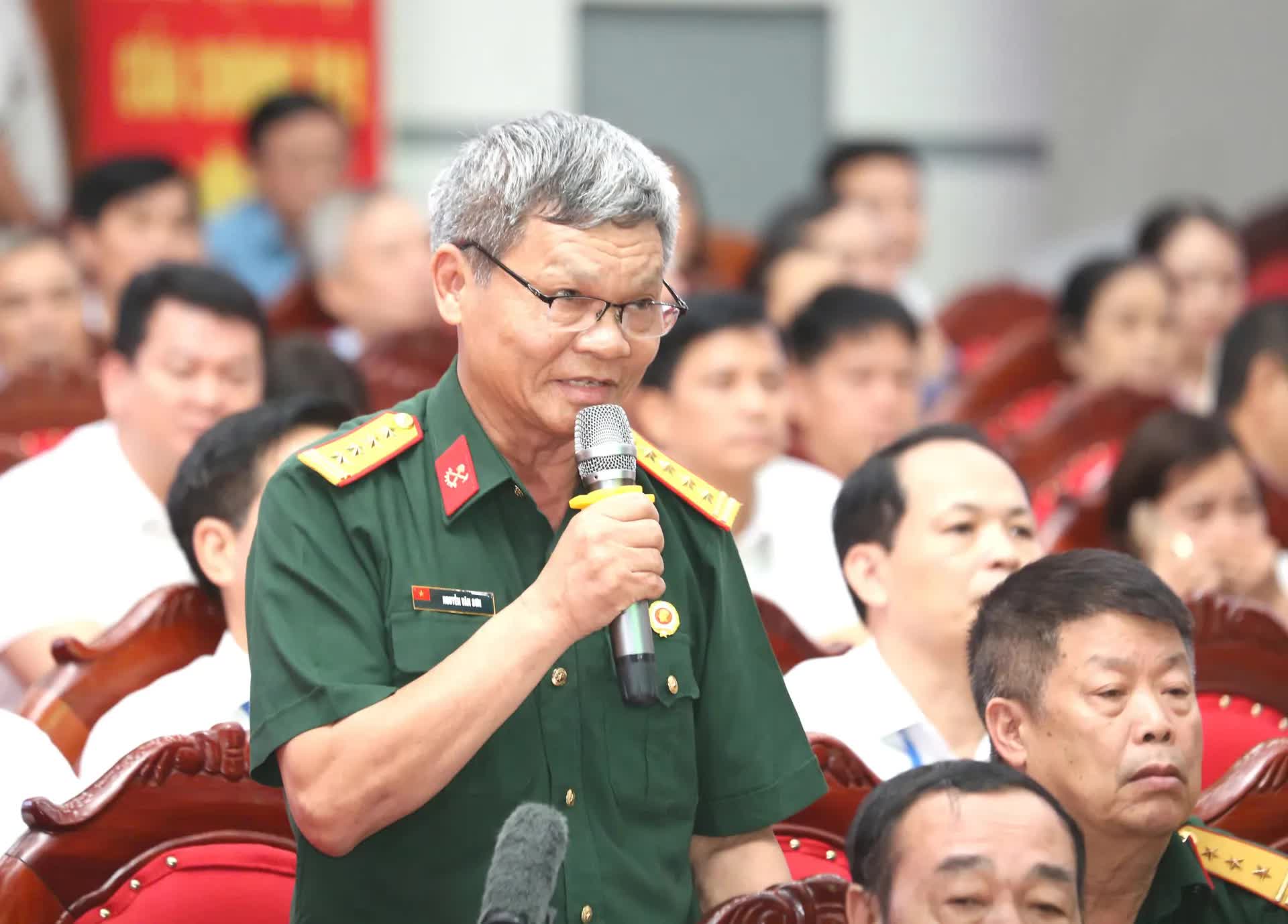 [Ảnh] Tổng Bí thư Tô Lâm tiếp xúc cử tri 9 xã Hà Nội trước Kỳ họp thứ 10 Quốc hội khóa XV- Ảnh 9.