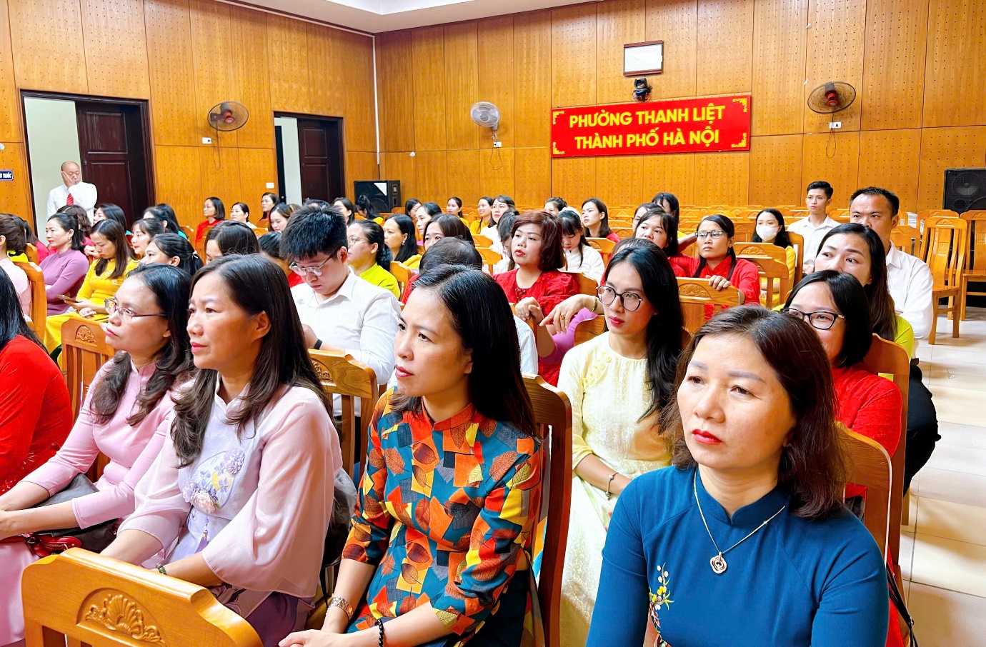 Phường Thanh Liệt: Tuyên dương, khen thưởng các tập thể, cá nhân đạt thành tích xuất sắc trong năm học 2024 – 2025- Ảnh 2.