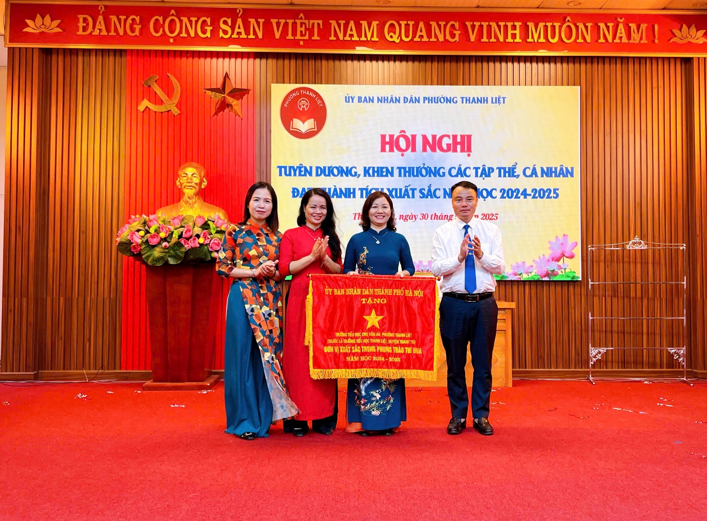 Phường Thanh Liệt: Tuyên dương, khen thưởng các tập thể, cá nhân đạt thành tích xuất sắc trong năm học 2024 – 2025- Ảnh 8.