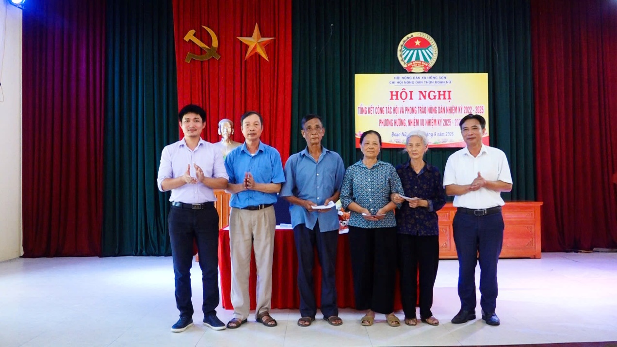 Chi hội Nông dân thôn Đoan Nữ tổng kết công tác Hội và phong trào nông dân giai đoạn 2022 - 2025- Ảnh 5.