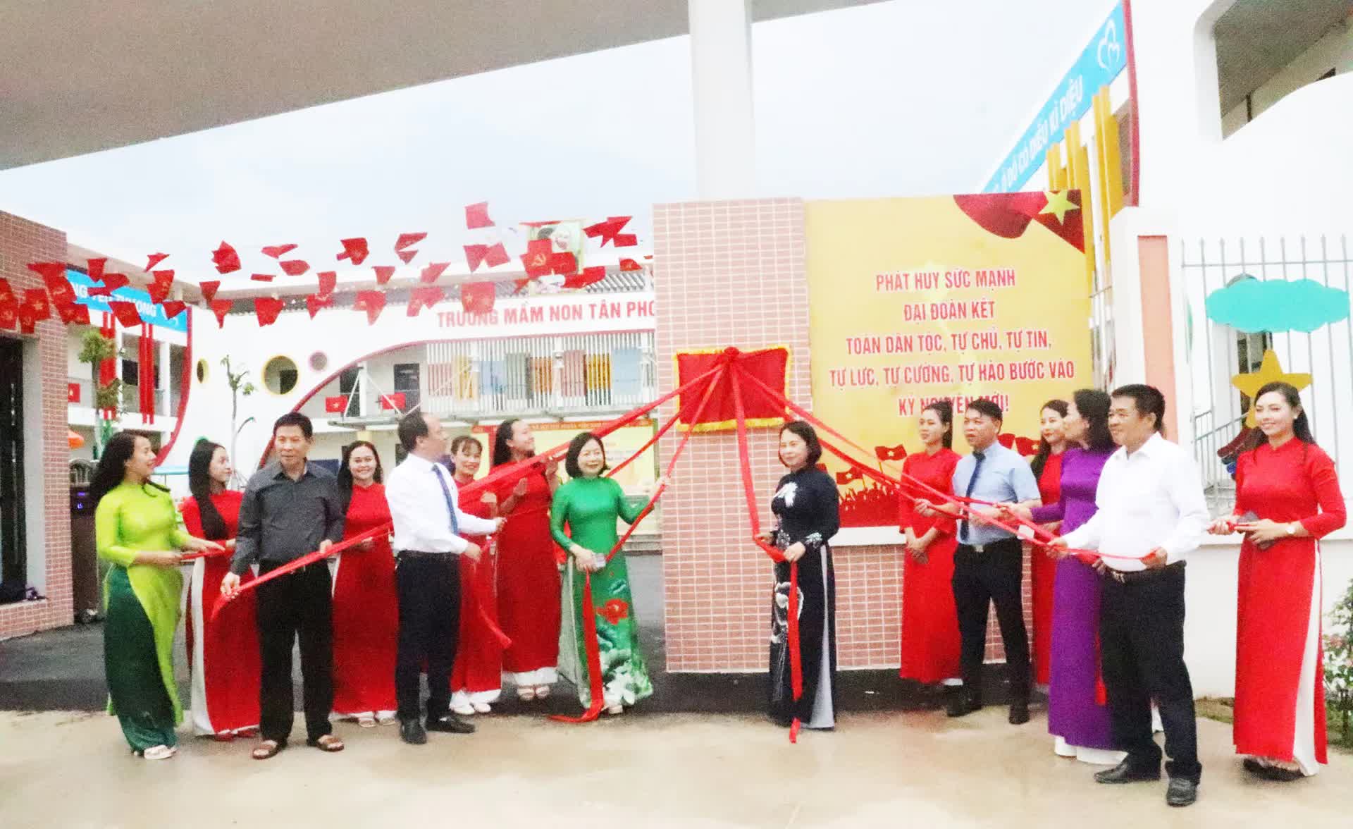 Phường Thượng Cát gắn biển “địa chỉ đỏ” và công trình giáo dục kỷ niệm 80 năm Quốc khánh- Ảnh 5.