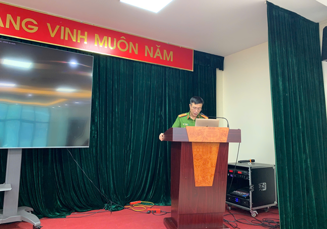 Đổi mới, sáng tạo hướng dẫn khai báo dữ liệu phòng cháy, chữa cháy trực tuyến- Ảnh 2.