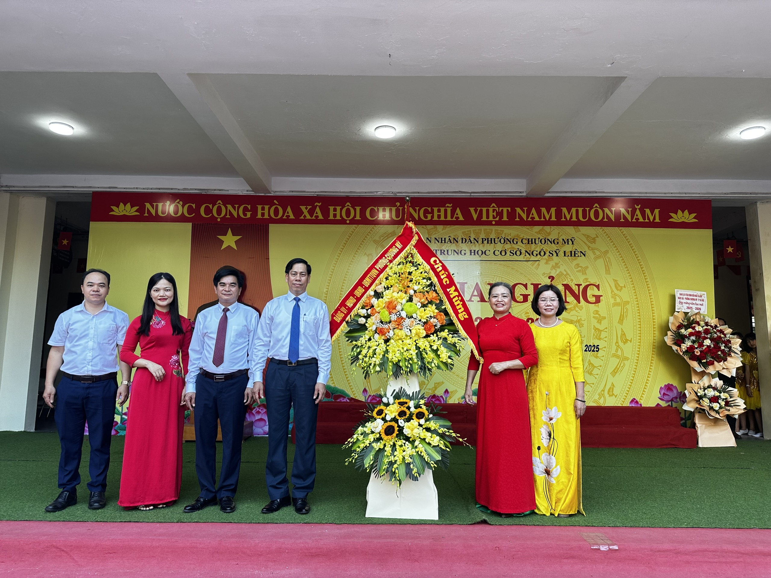 Chương Mỹ hân hoan đón năm học mới 2025 - 2026- Ảnh 2.