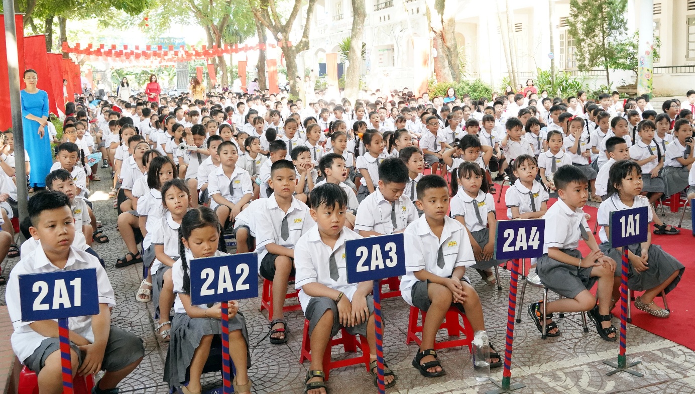 Trường Tiểu học Biên Giang long trọng tổ chức Lễ khai giảng năm học 2025 – 2026 và kỷ niệm 80 năm thành lập Bộ Quốc gia Giáo dục- Ảnh 2.