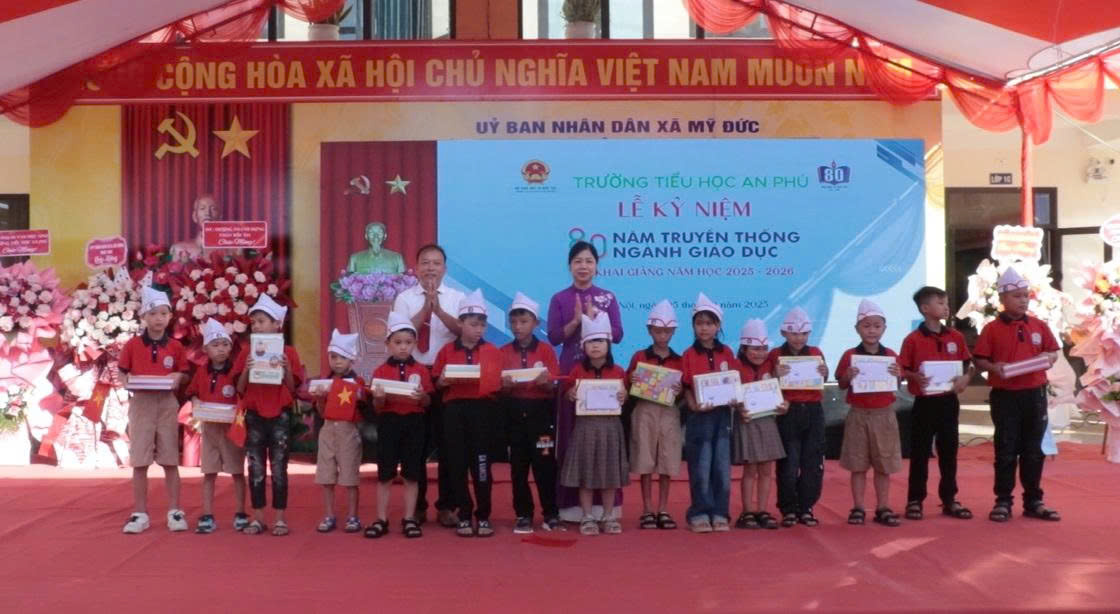 Hơn 10 750 học sinh xã Mỹ Đức náo nức tựu trường, chào đón năm học mới 2025 – 2026- Ảnh 17.