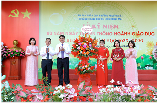 Các trường học trên địa bàn phường Phương Liệt long trọng tổ chức Lễ khai giảng đặc biệt chào mừng kỷ niệm 80 năm thành lập Bộ Quốc gia Giáo dục (nay là Bộ Giáo dục và Đào tạo)- Ảnh 1.