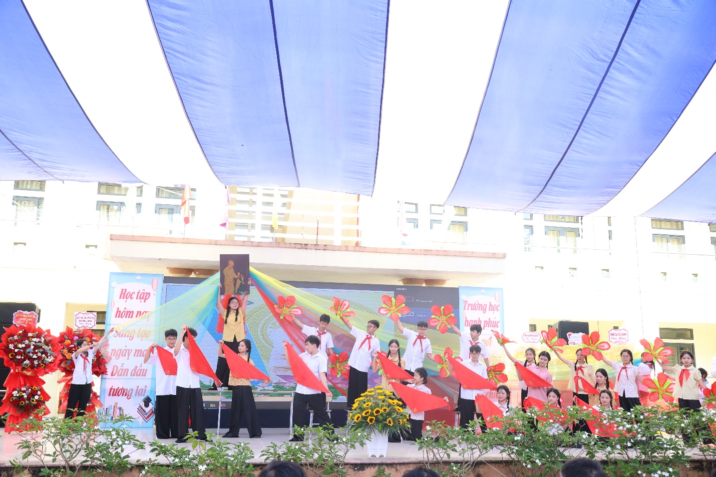 Mê Linh tưng bừng khai giảng năm học mới 2025-2026- Ảnh 7.