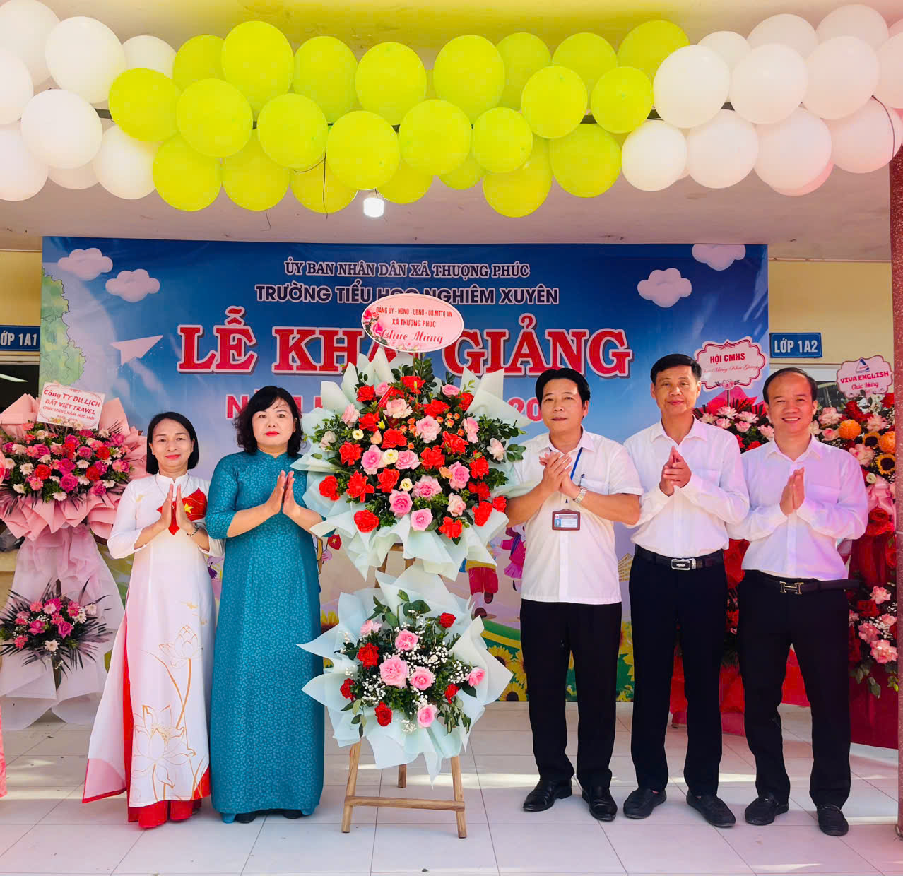 Những hình ảnh về không khí khai giảng năm học mới trên địa bàn xã Thượng Phúc- Ảnh 5.