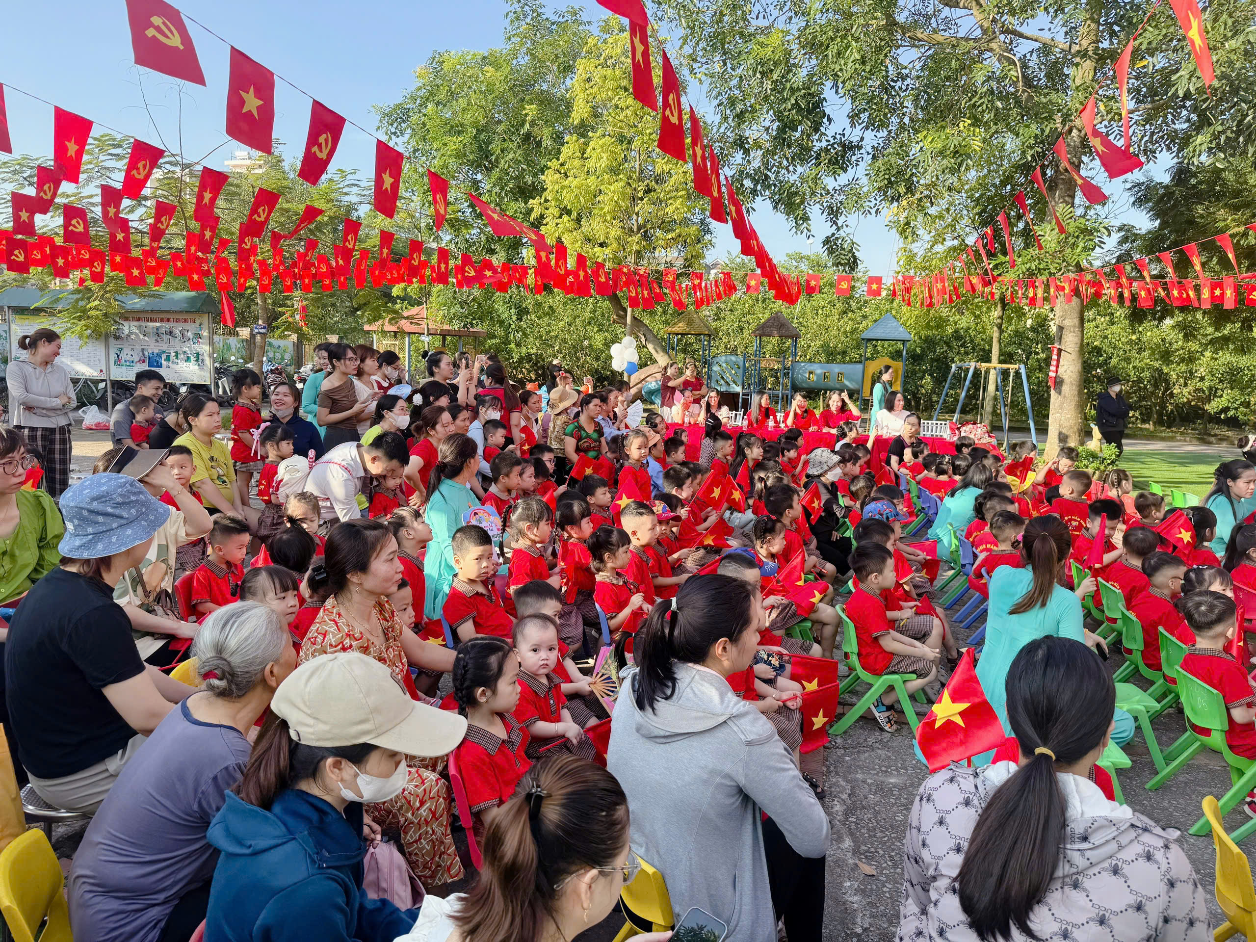 Những hình ảnh về không khí khai giảng năm học mới trên địa bàn xã Thượng Phúc- Ảnh 22.