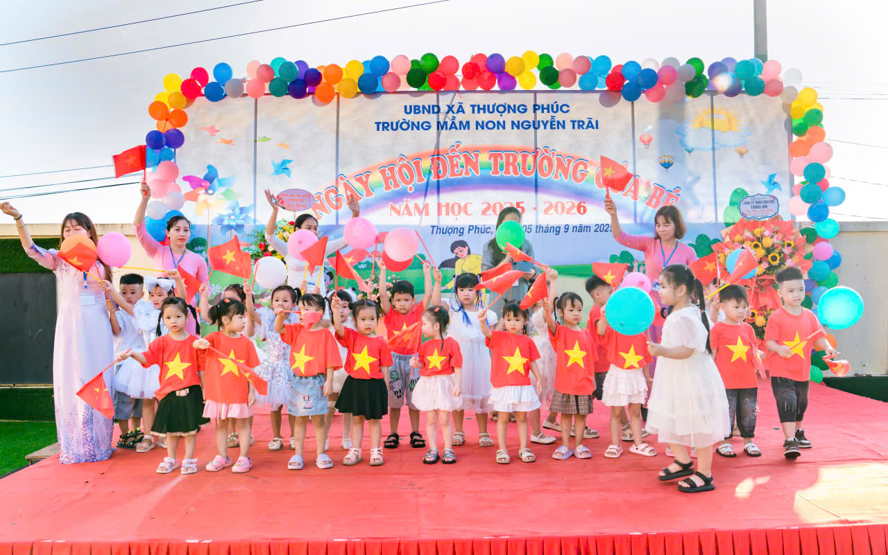 Những hình ảnh về không khí khai giảng năm học mới trên địa bàn xã Thượng Phúc- Ảnh 19.