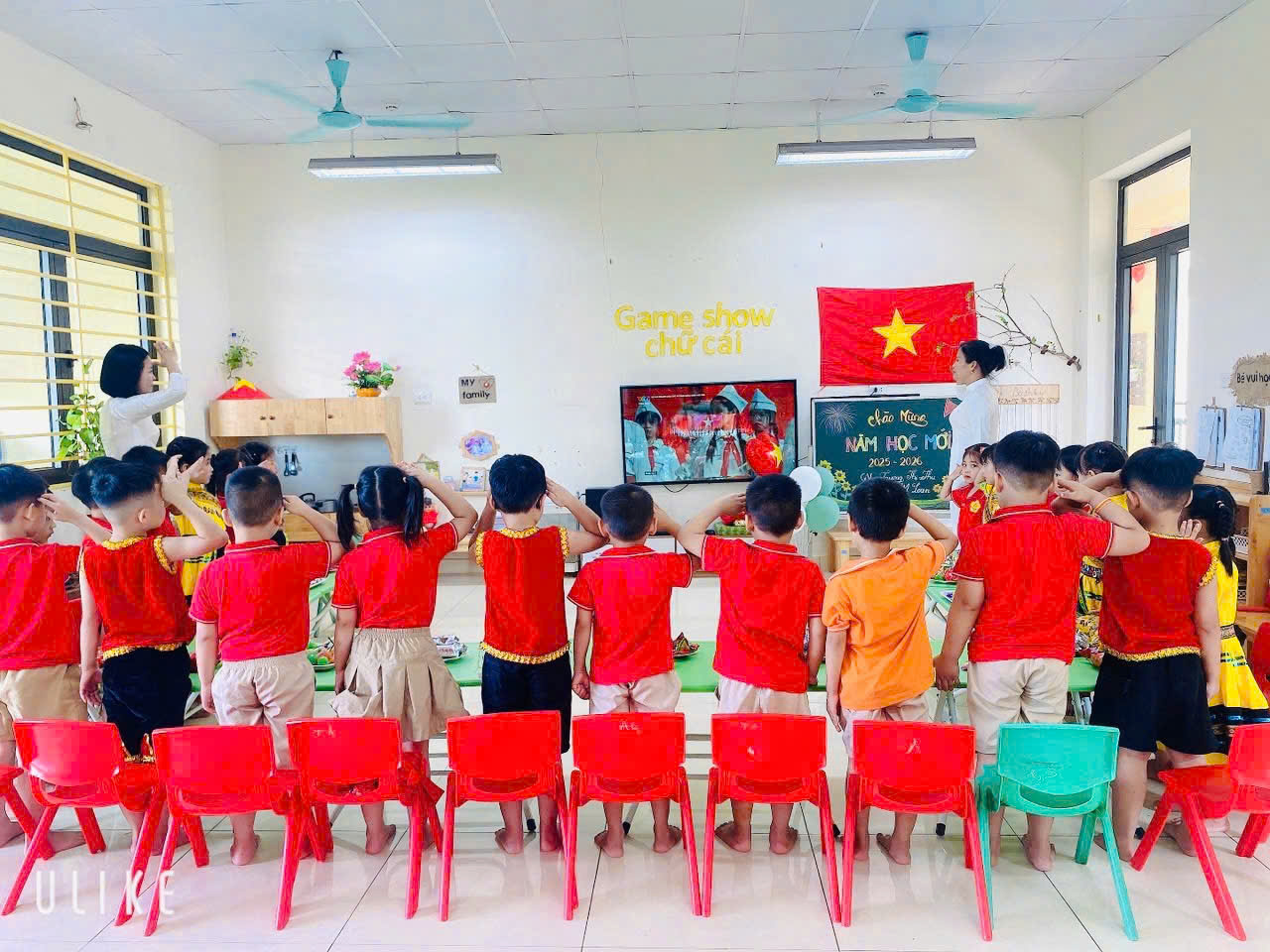 Những hình ảnh về không khí khai giảng năm học mới trên địa bàn xã Thượng Phúc- Ảnh 25.