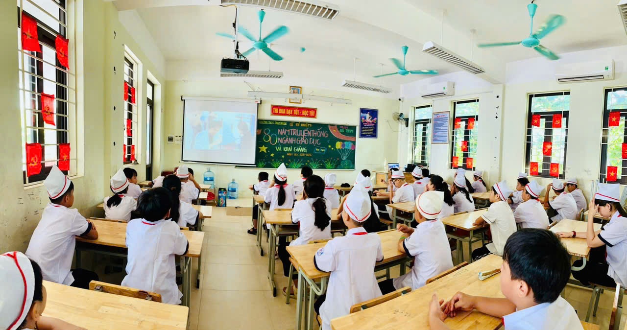 Chương Mỹ hân hoan đón năm học mới 2025 - 2026- Ảnh 15.