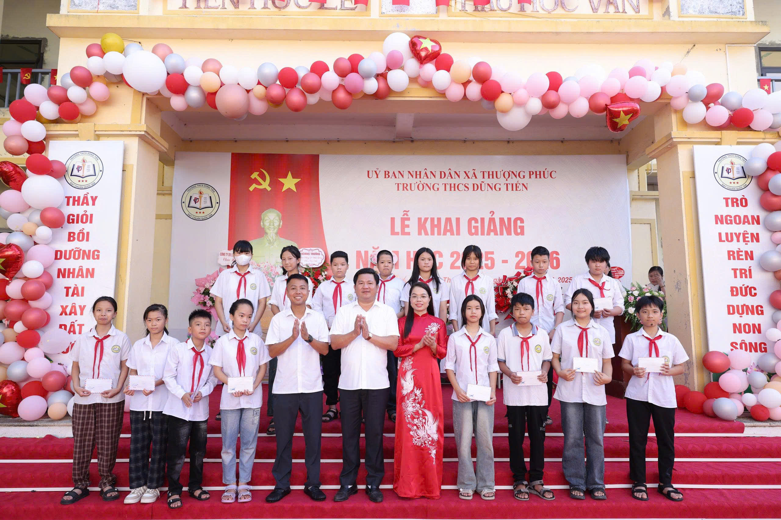 Những hình ảnh về không khí khai giảng năm học mới trên địa bàn xã Thượng Phúc- Ảnh 2.