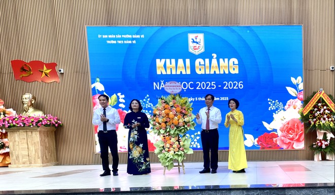Phường Giảng Võ: Tổ chức Lễ khai giảng đặc biệt, kết nối trực tuyến với điểm cầu Trung ương- Ảnh 1.