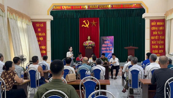 Xã Mỹ Đức tiếp tục lan tỏa mô hình " Điểm bình dân học vụ số lưu động"- Ảnh 1.