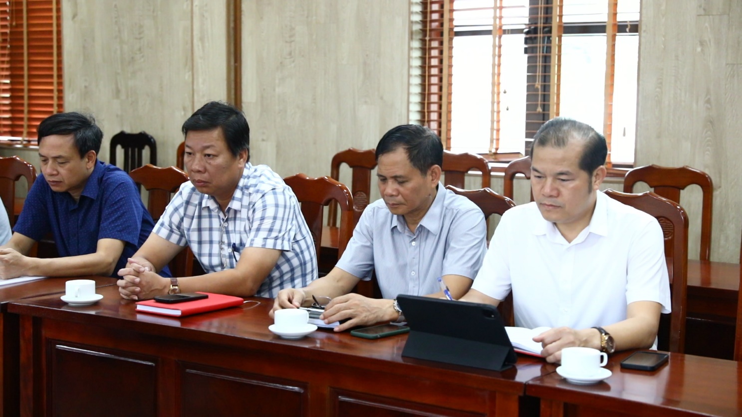 Thường trực Đảng ủy xã Sơn Đồng chủ trì dự bồi dưỡng, cập nhật kiến thức, kỹ năng đối với cán bộ quản lý cấp xã, phường- Ảnh 7.