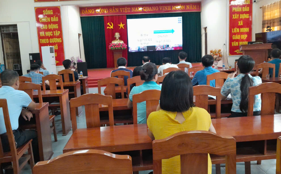 Xã Liên Minh tham gia lớp bồi dưỡng cập nhật kiến thức, kỹ năng cho đội ngũ cán bộ lãnh đạo, quản lý xã, phường- Ảnh 2.