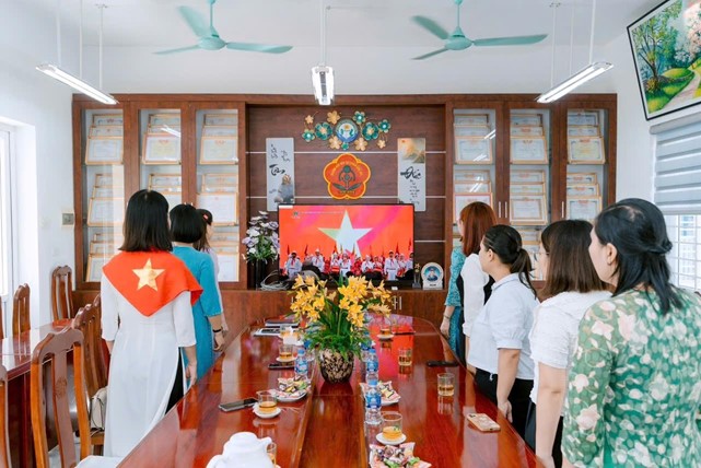 Gần 15.000 học sinh xã Sơn Đồng dự Lễ khai giảng đặc biệt- Ảnh 11.
