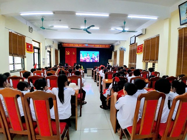 Gần 15.000 học sinh xã Sơn Đồng dự Lễ khai giảng đặc biệt- Ảnh 22.