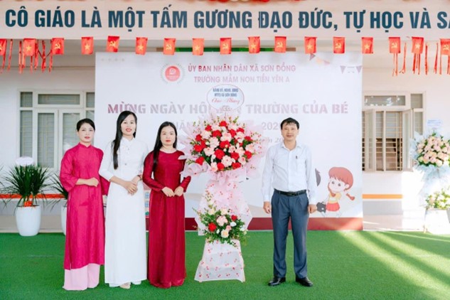 Gần 15.000 học sinh xã Sơn Đồng dự Lễ khai giảng đặc biệt- Ảnh 27.