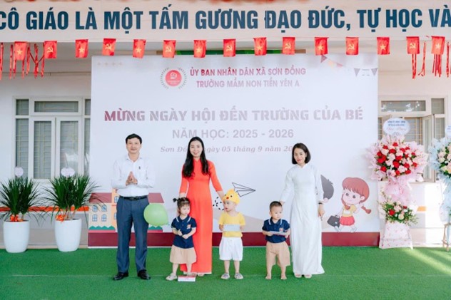 Gần 15.000 học sinh xã Sơn Đồng dự Lễ khai giảng đặc biệt- Ảnh 28.