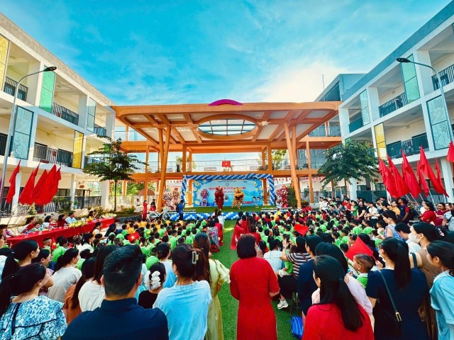 Gần 15.000 học sinh xã Sơn Đồng dự Lễ khai giảng đặc biệt- Ảnh 38.
