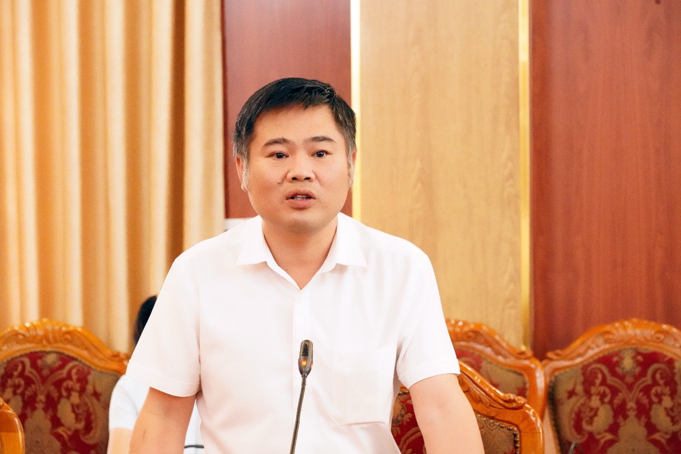 Phường Chương Mỹ tổ chức hội nghị hỗ trợ các hộ cận nghèo nhân dịp kỷ niệm 80 năm Cách mạng Tháng Tám và Quốc khánh 2/9- Ảnh 3.