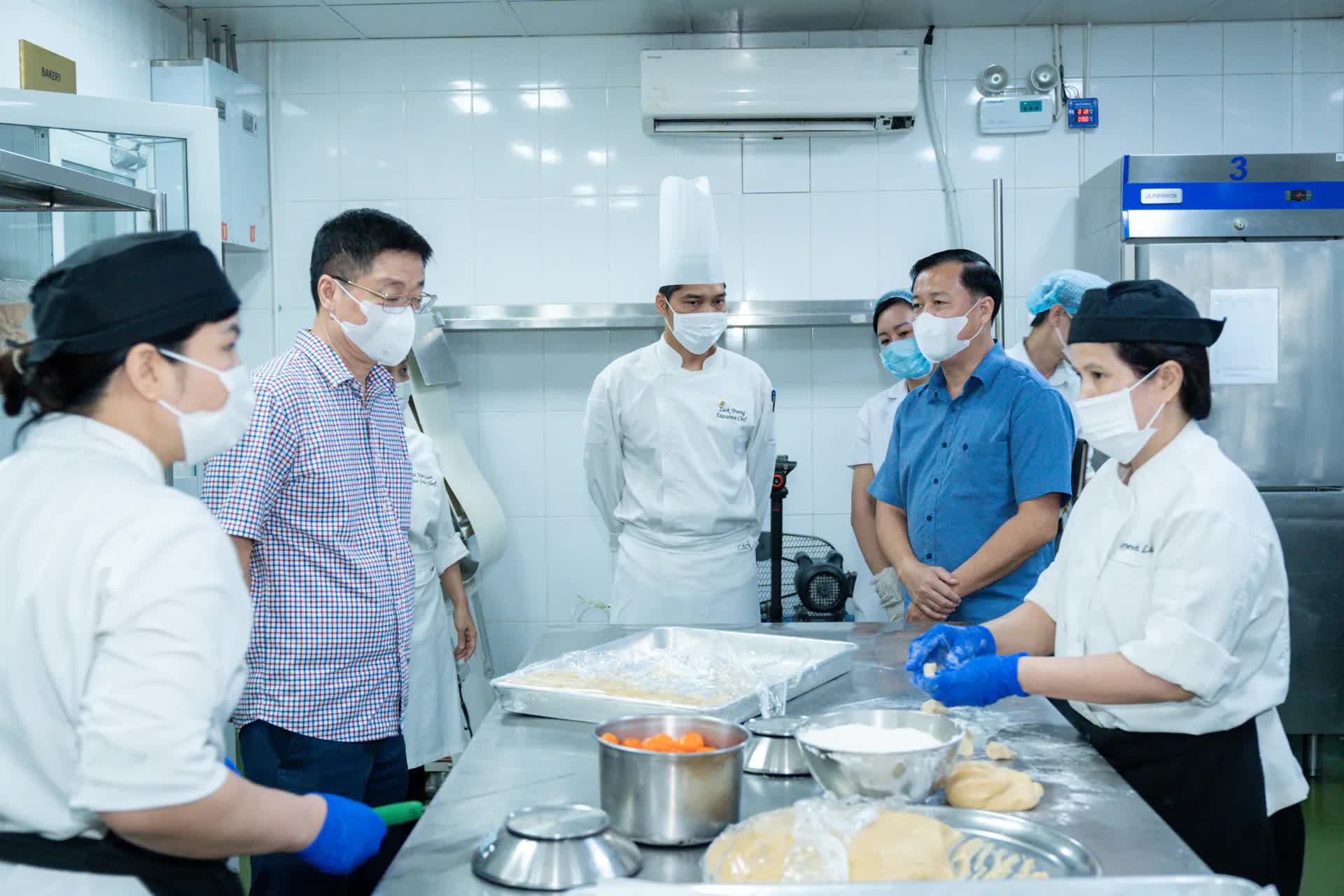 Hà Nội siết chặt an toàn thực phẩm mùa Trung thu- Ảnh 3.