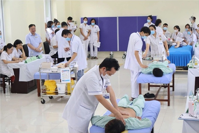 https://soyte.hanoi.gov.vn/documents/5065328/9071717/IMG_2654.jpeg/717e42bc-5440-4c8e-a8ea-0928747cf4fc?t=1757089415881
