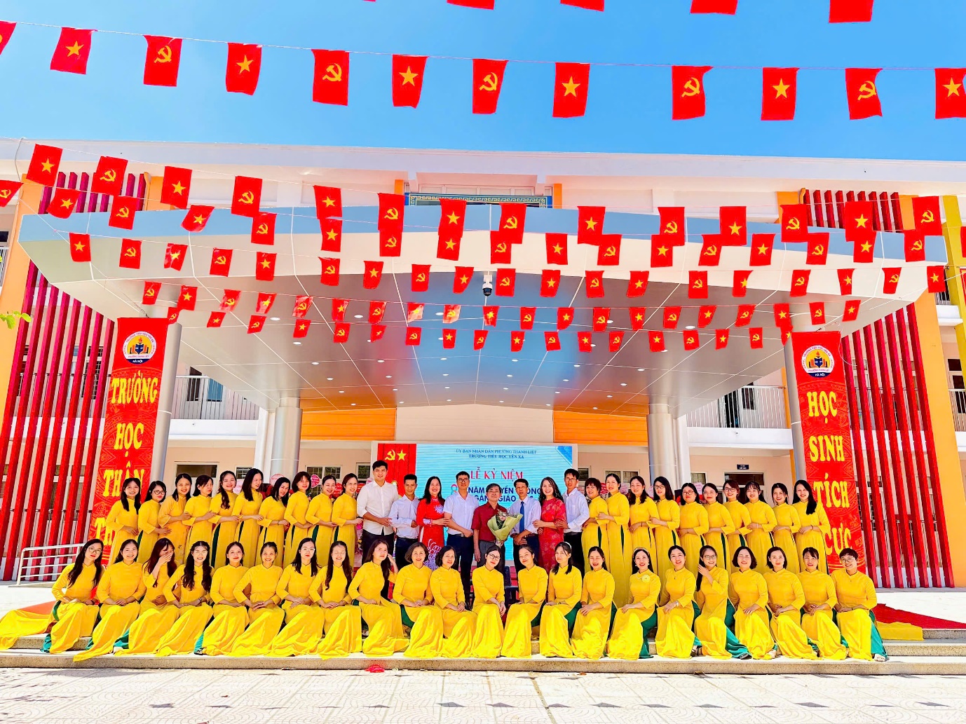 Trường Tiểu học Yên Xá: Vững kỷ cương – đẩy mạnh sáng tạo, nâng cao chất lượng giáo dục trong năm học mới- Ảnh 4.