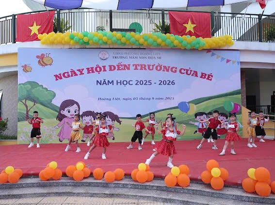 Trường Mầm non Họa Mi tổ chức “Ngày hội đến trường của bé” năm học  2025 – 2026 tưng bừng phấn khởi- Ảnh 5.