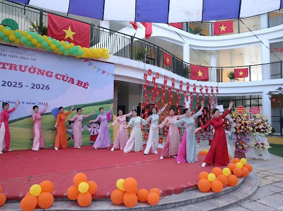 Trường Mầm non Họa Mi tổ chức “Ngày hội đến trường của bé” năm học  2025 – 2026 tưng bừng phấn khởi- Ảnh 7.