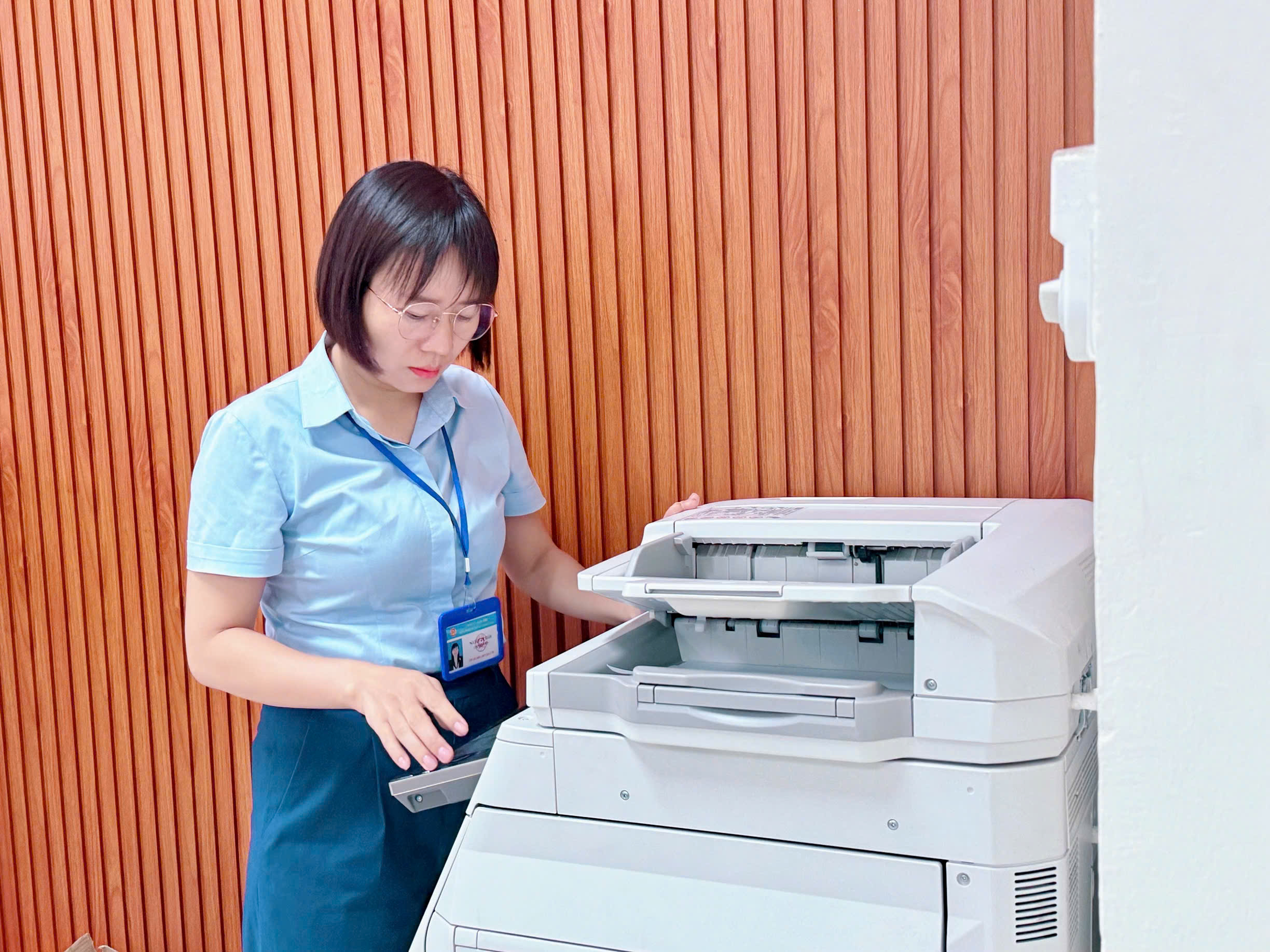 Đội ngũ cán bộ, công chức xã Nam Phù bắt nhịp với khối lượng công việc lớn- Ảnh 8.